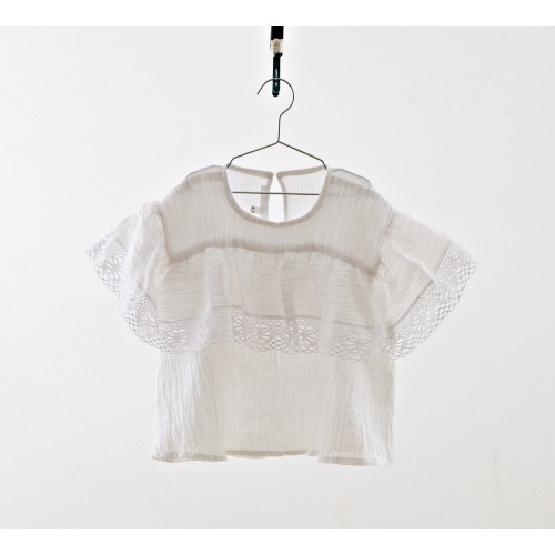 Top blanco volante efecto arrugado YOU&ME